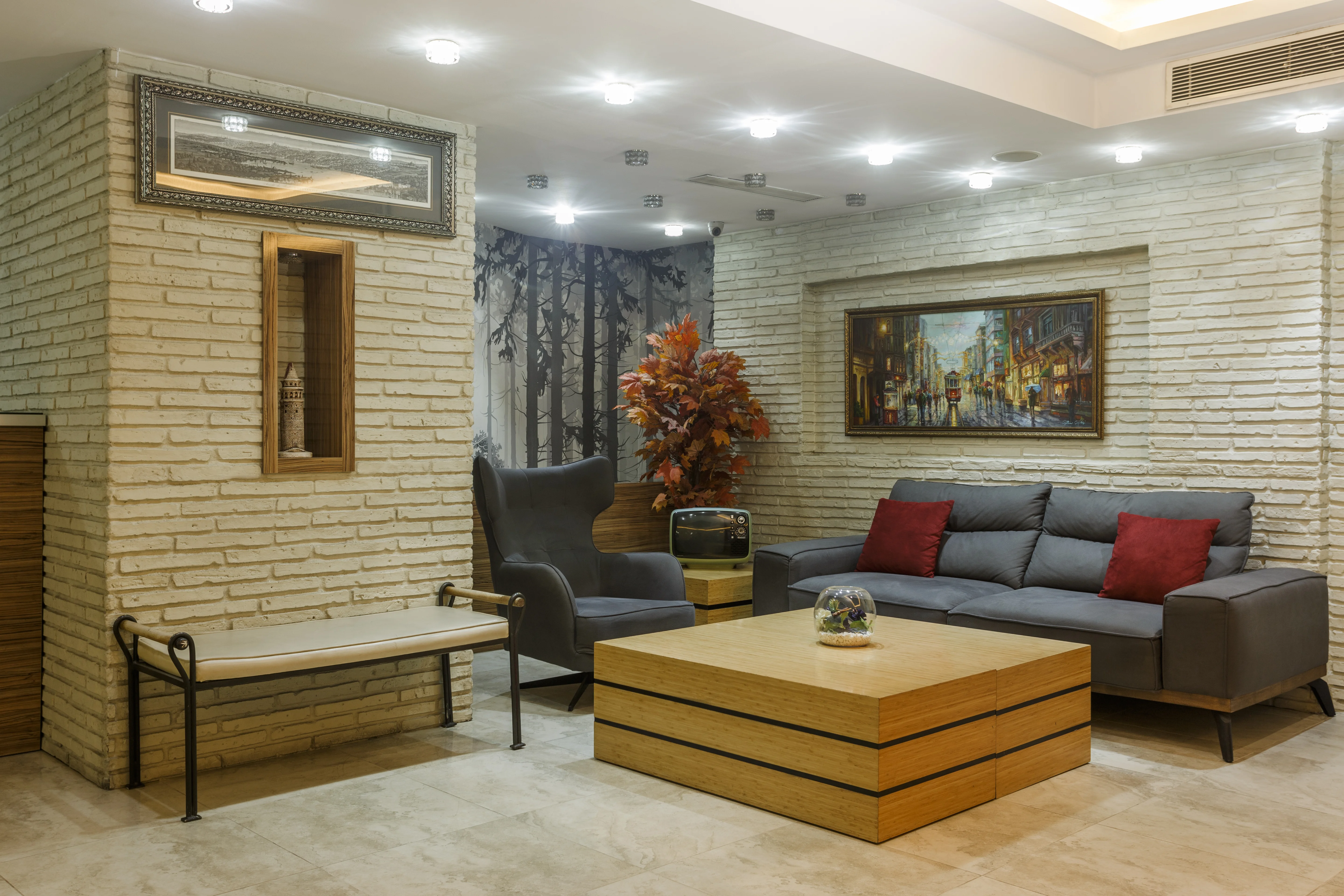 P. Galata Boutique Hotel Entrance 2